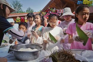 6连胜！哈登：球队找到了节奏 我们的化学反应更好了